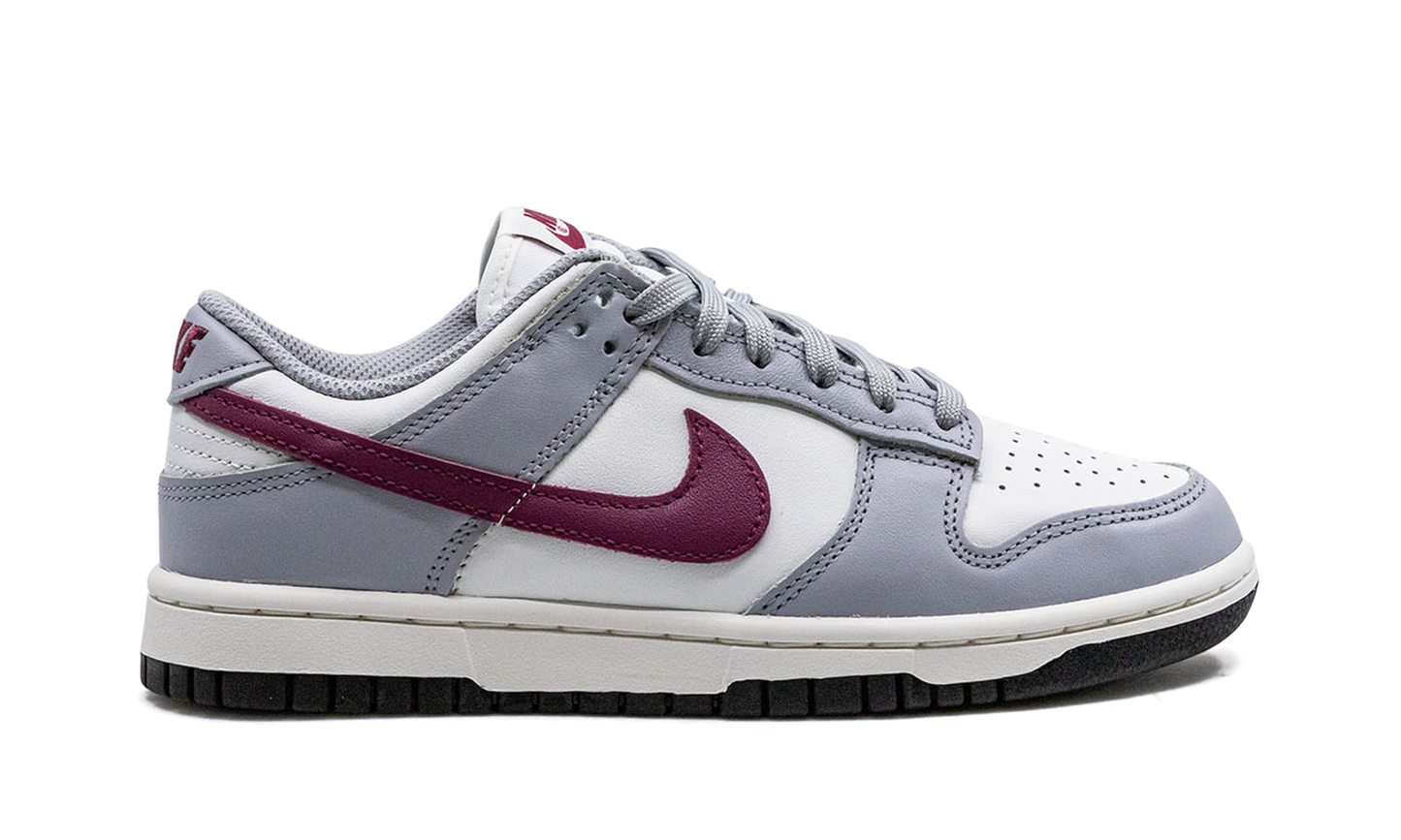 DUNK LOW WMNS "Pale Ivory / Redwood"