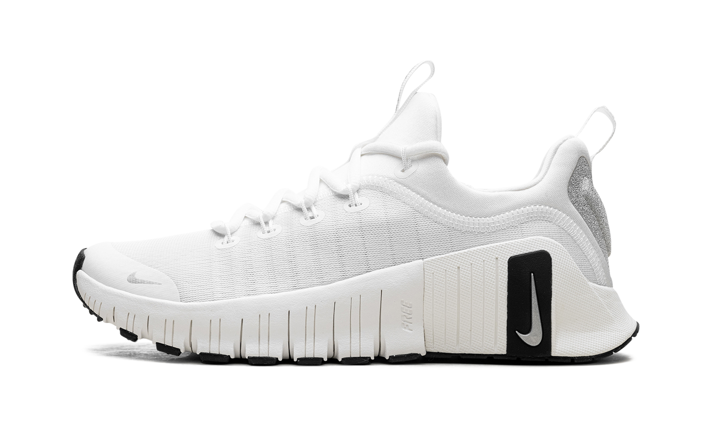 Free Metcon 6 Premium WMNS "Summit White Sail Black Metallic Silver"