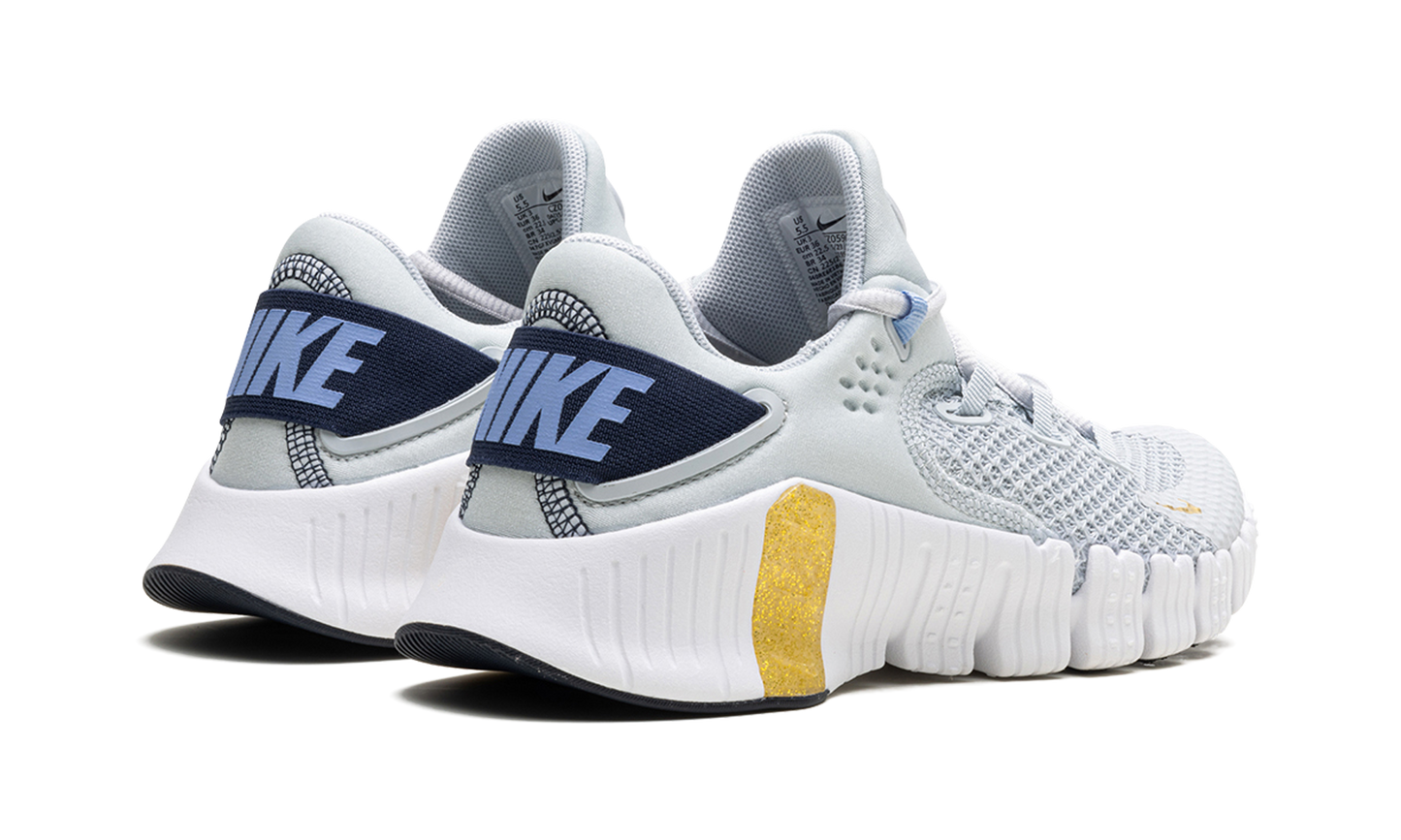 Free Metcon 4 WMNS "Pure Platinum Grey Gold White"