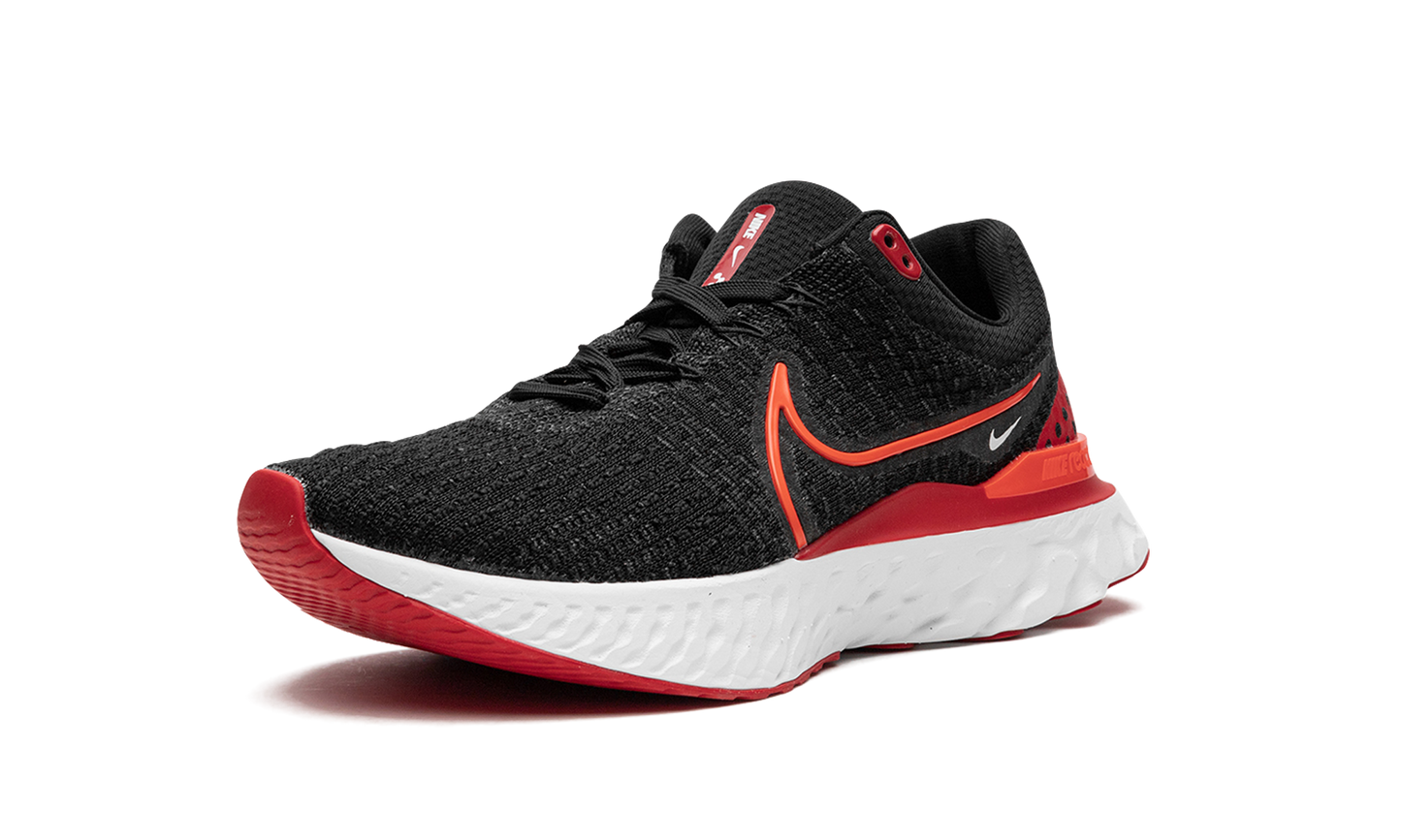 REACT INFINITY RUN FK 3 MNS WMNS "Blasck University Red"