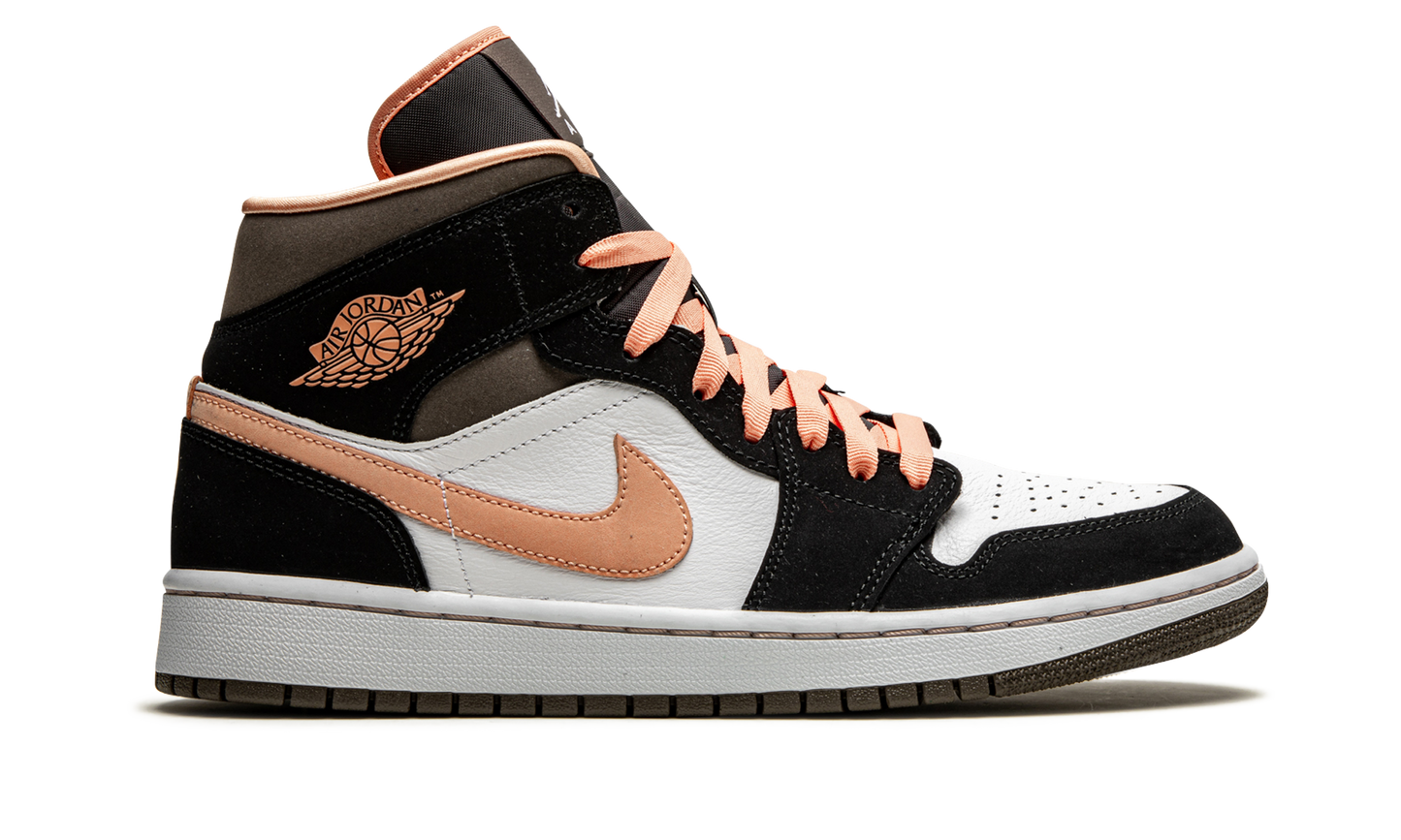 AIR JORDAN 1 MID SE WMNS "Peach Mocha"