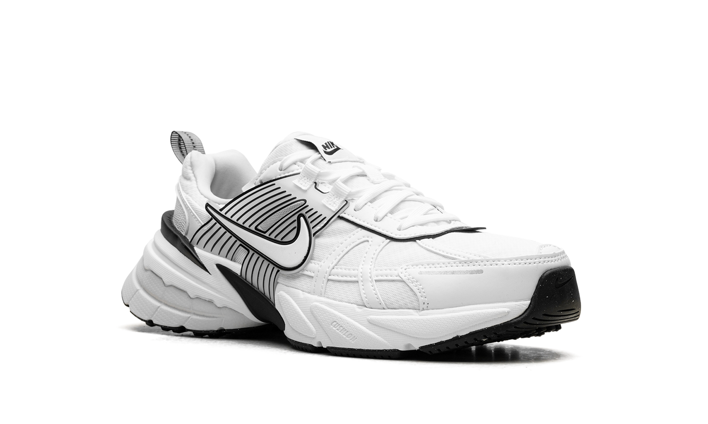 V2K Run WMNS "White/White-Platinum Tint"
