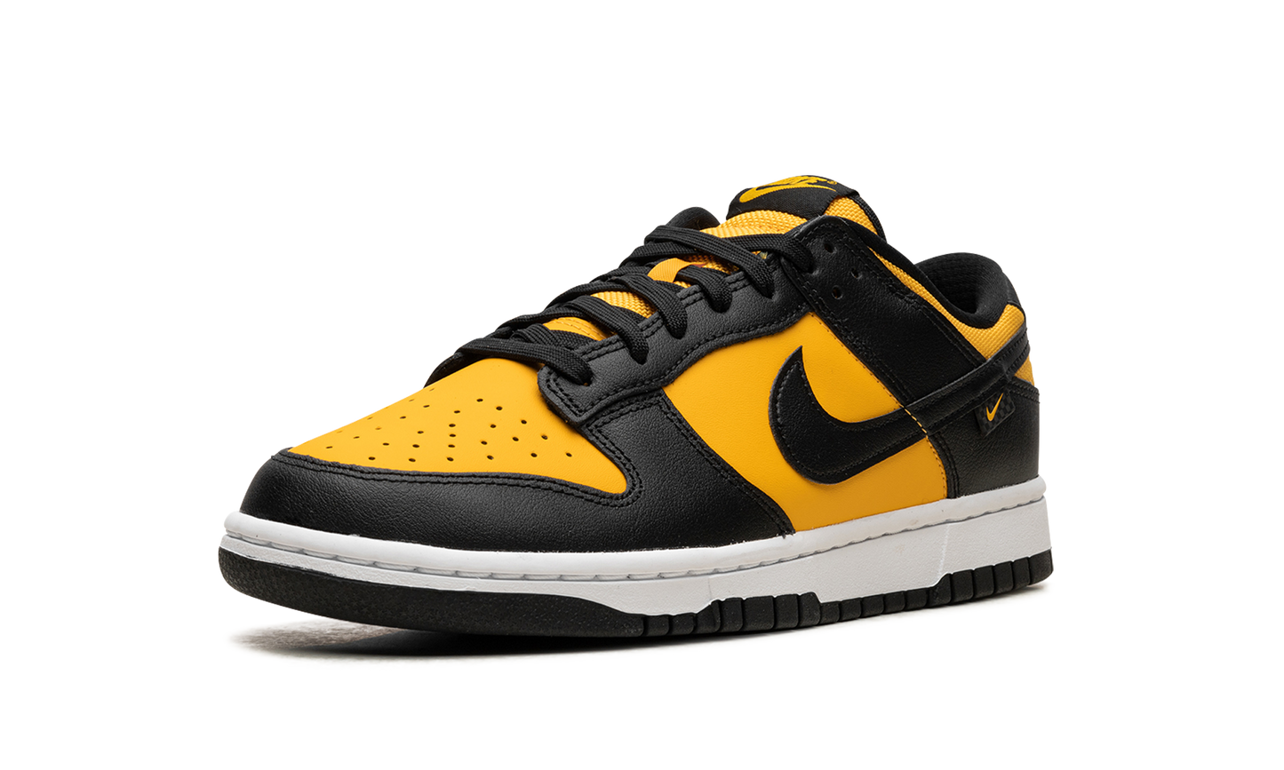 Dunk Low "Black University Gold"