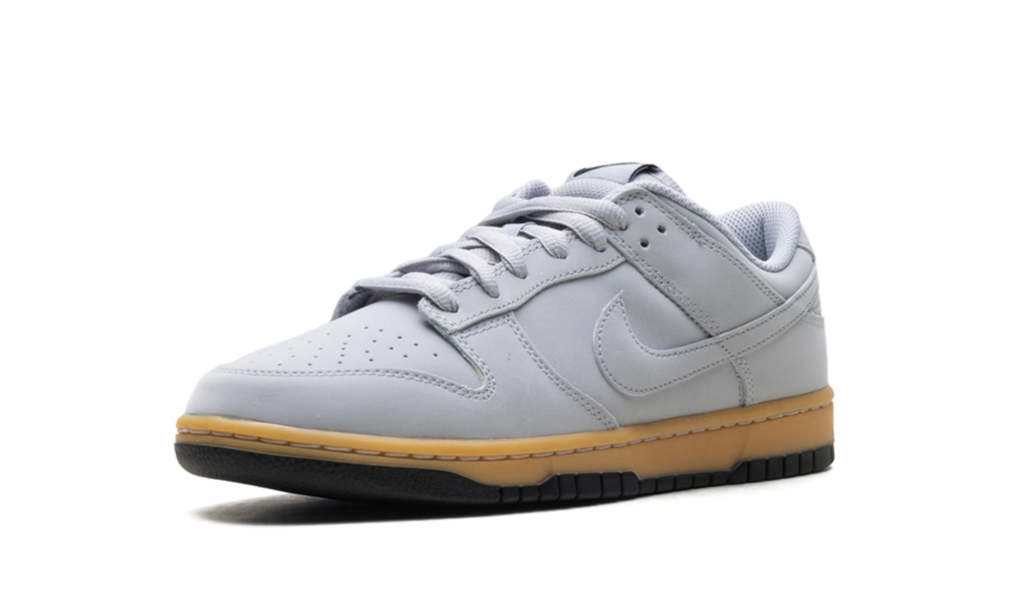 Dunk Low SE "Wolf Grey"