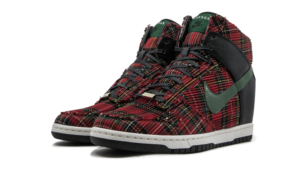 DUNK SKY HI CITY F QS MNS WMNS "Red and Black"