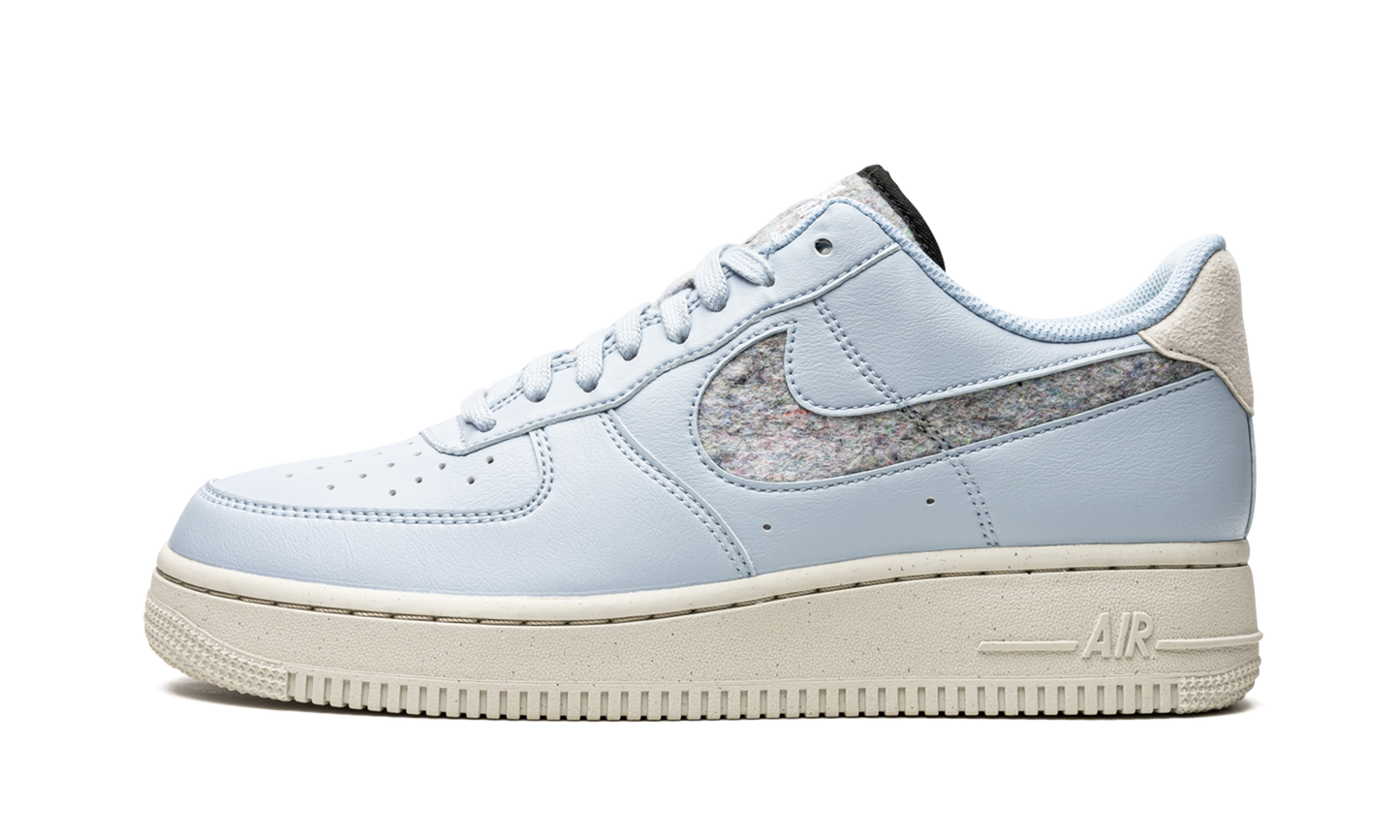 AIR FORCE 1 LO 07 SE () WMNS "Light Armory Blue"