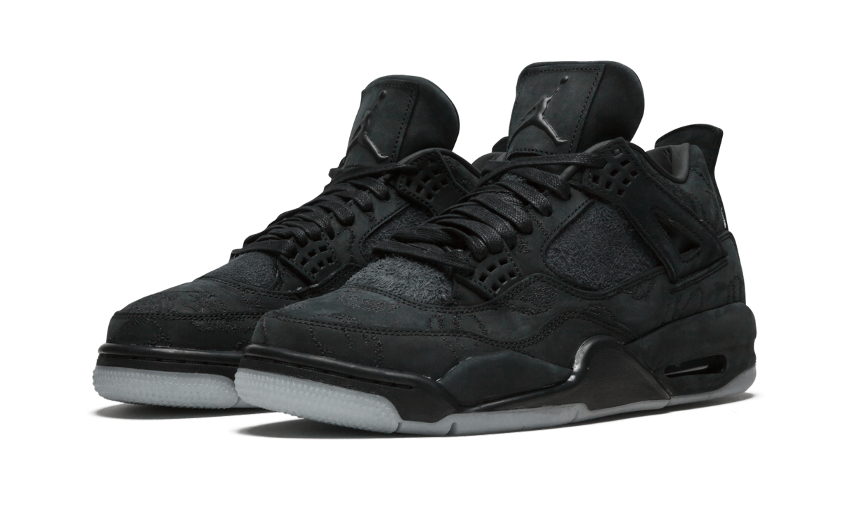 Air Jordan 4 Retro "Kaws - Black"