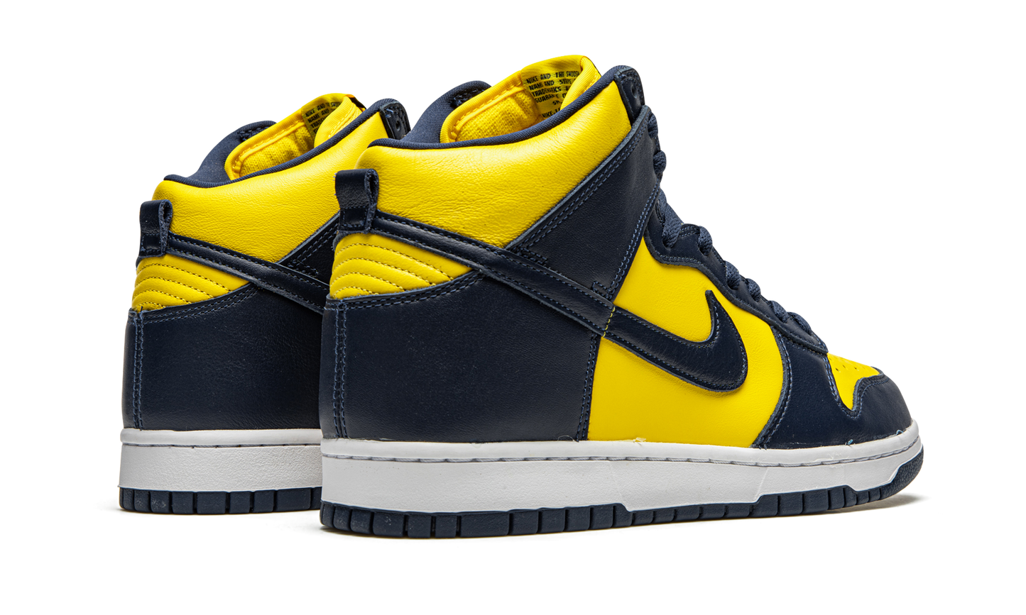 Dunk High SP "Michigan"
