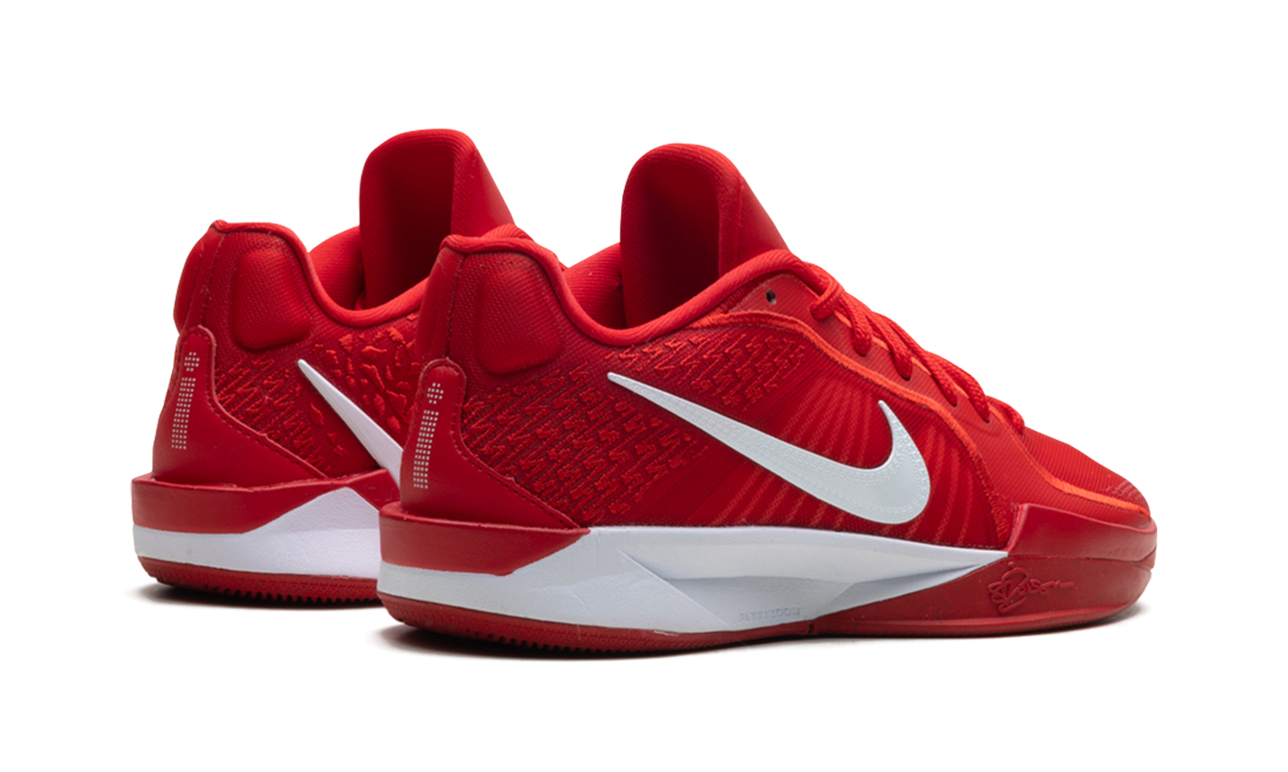 Sabrina 2 WMNS "University Red"