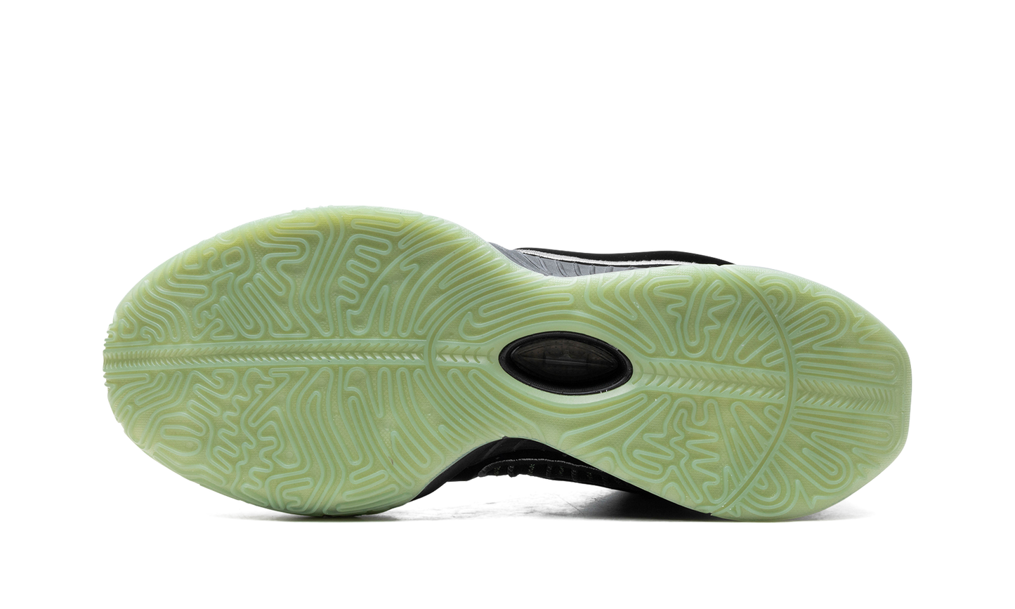 LeBron 21 "Tahitian"