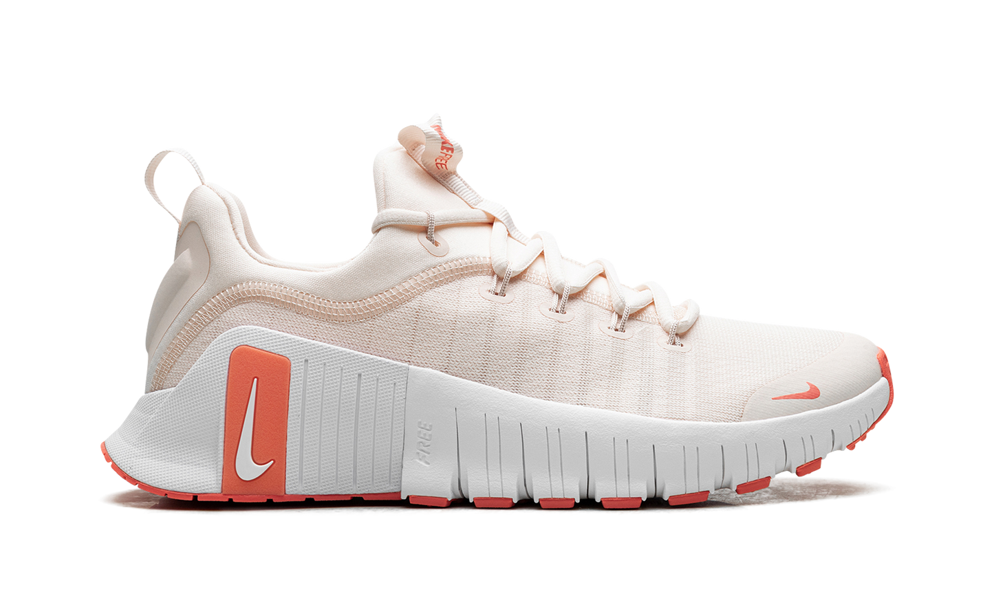 Free Metcon 6 WMNS "Guava Ice Light Wild Mango White"