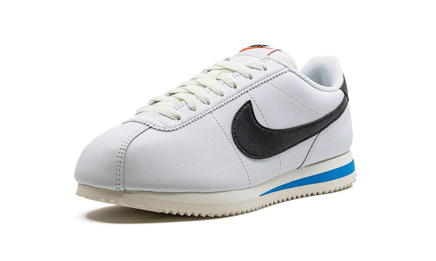 CORTEZ WMNS "White Black Light Photo Blue"
