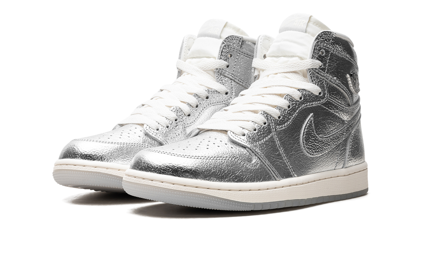 Air Jordan 1 High OG WMNS "Metallic Silver"