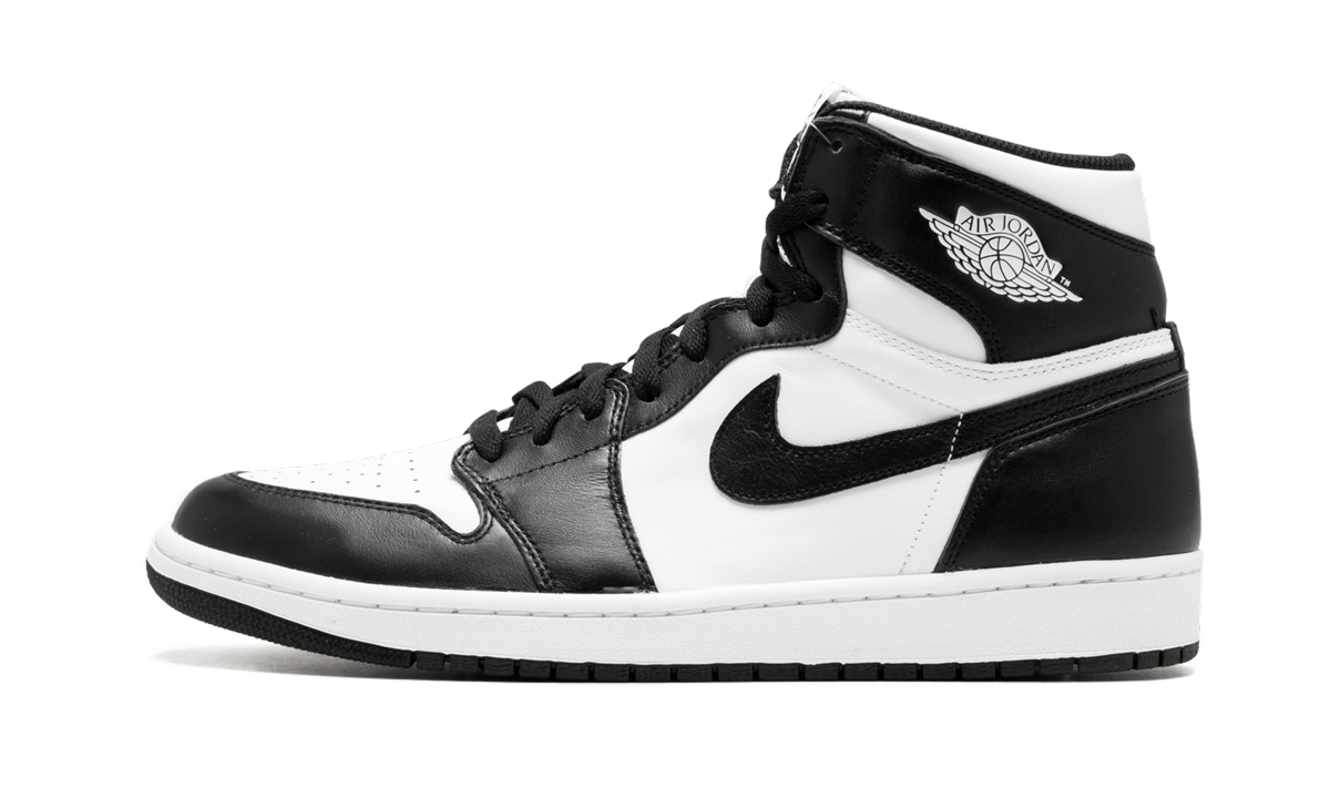 Air Jordan 1 Retro High OG "Black / White 2014"