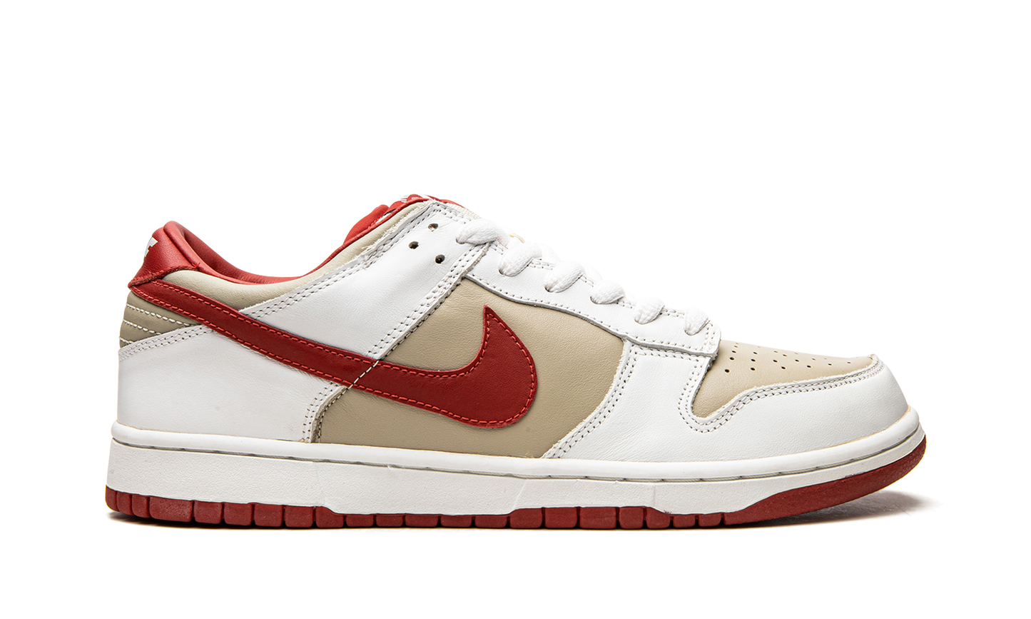 DUNK LO PRO MNS WMNS "Light Stone Varsity Red"