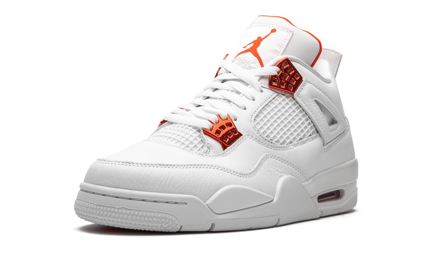 Air Jordan 4 Retro "Metallic Pack - Orange"