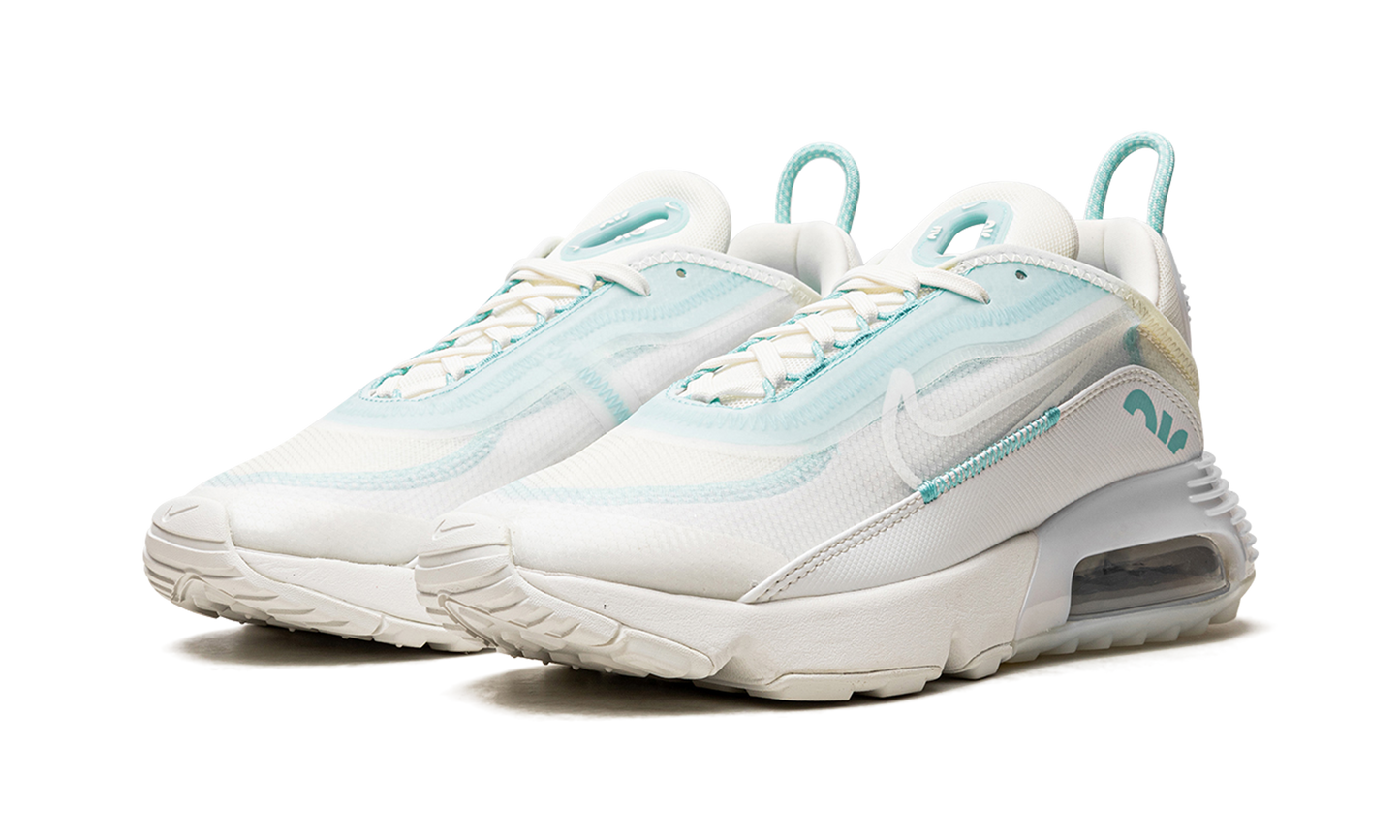 AIR MAX 2090 WMNS "Retro Futurism Pack"