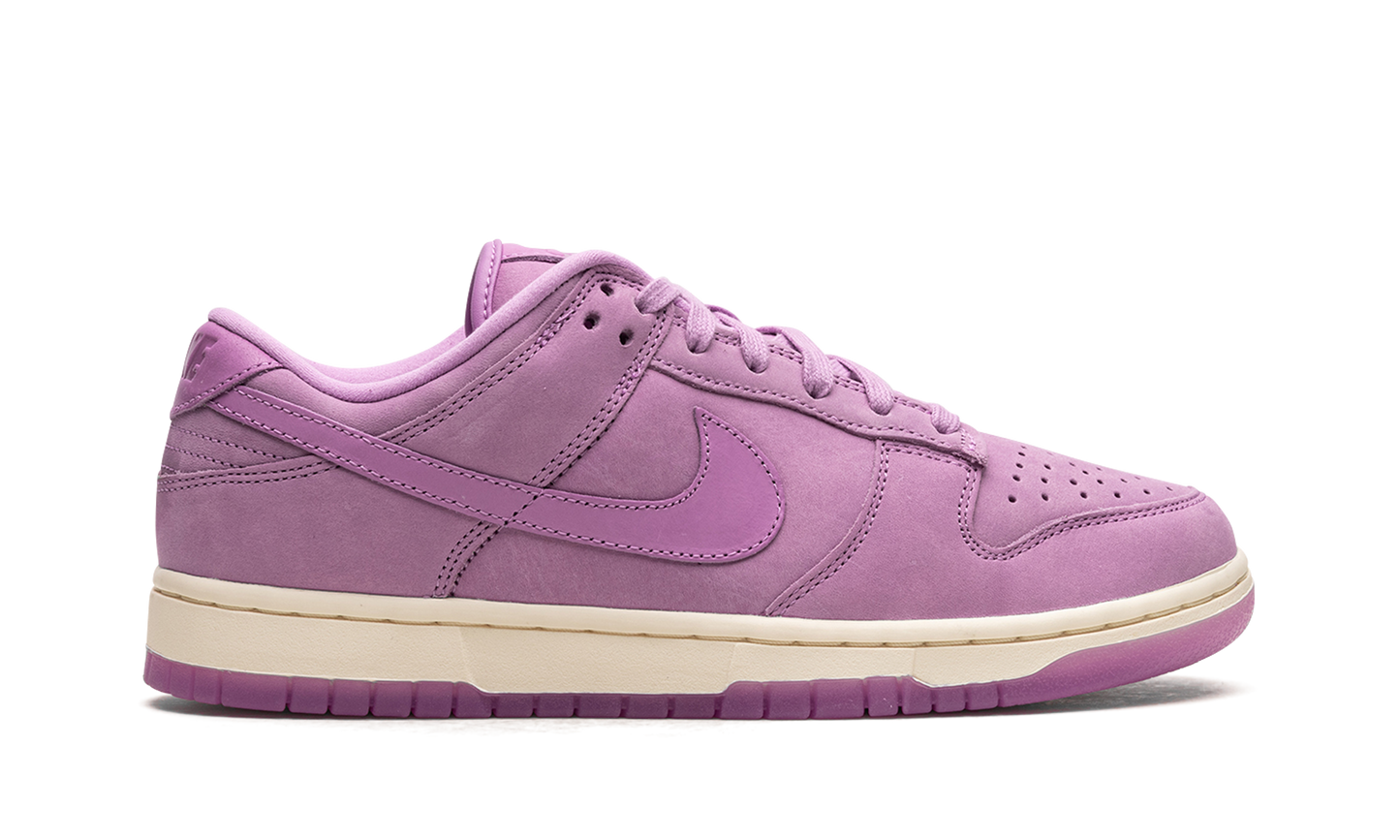 DUNK LOW WMNS "Rush Fuchsia"