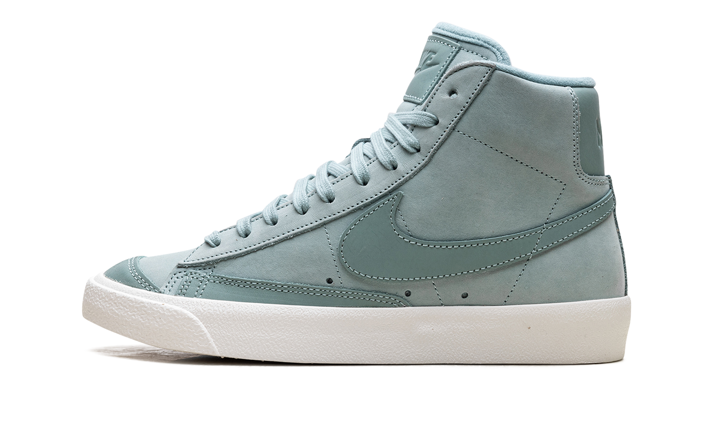 Blazer Mid WMNS "Mineral"