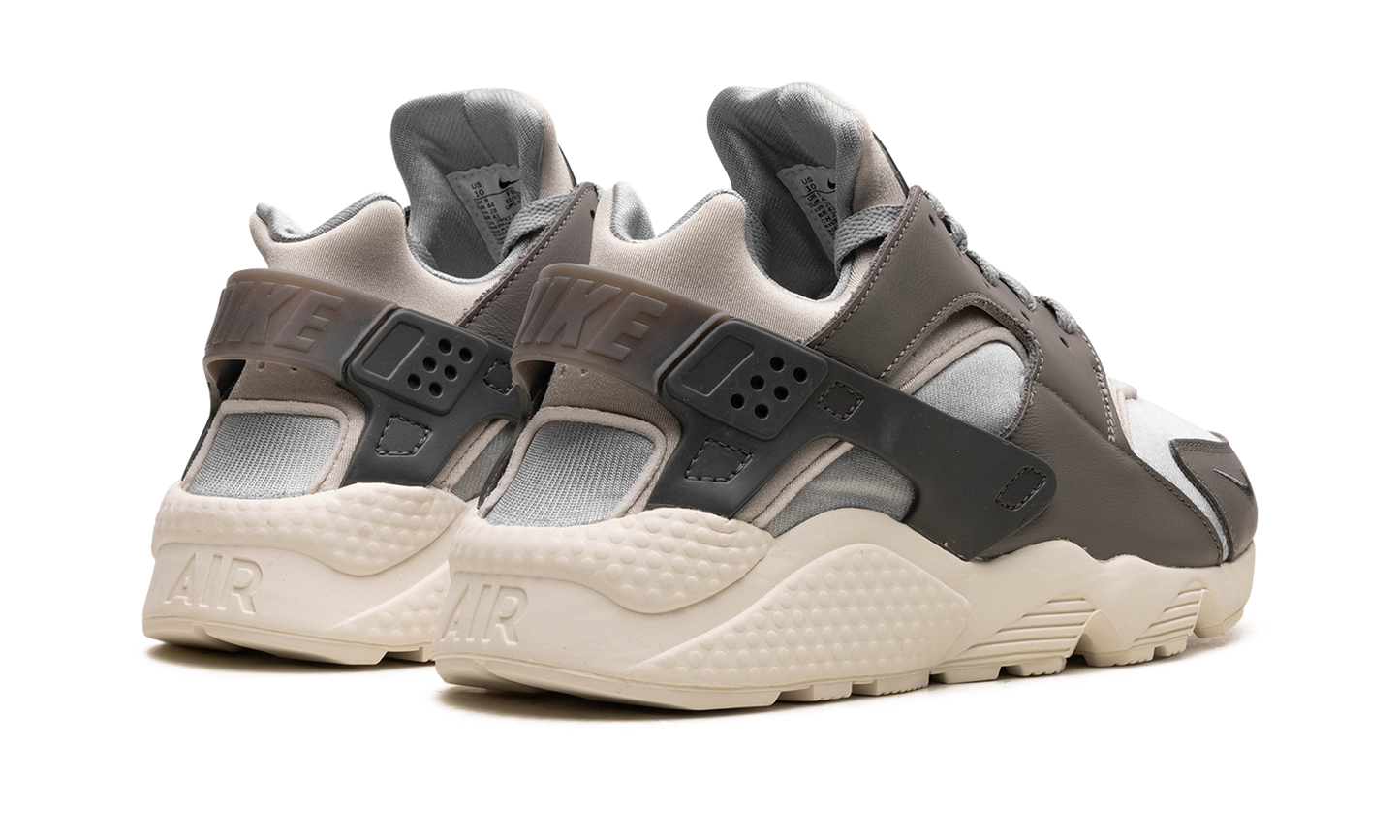 AIR HUARACHE "LIGHT SMOKE GREY"