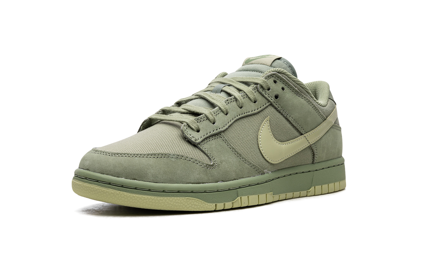 Dunk Low "Oil Green"