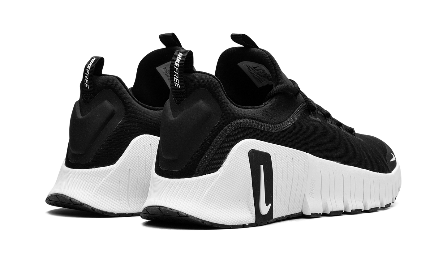 Free Metcon 6 "Black / White"