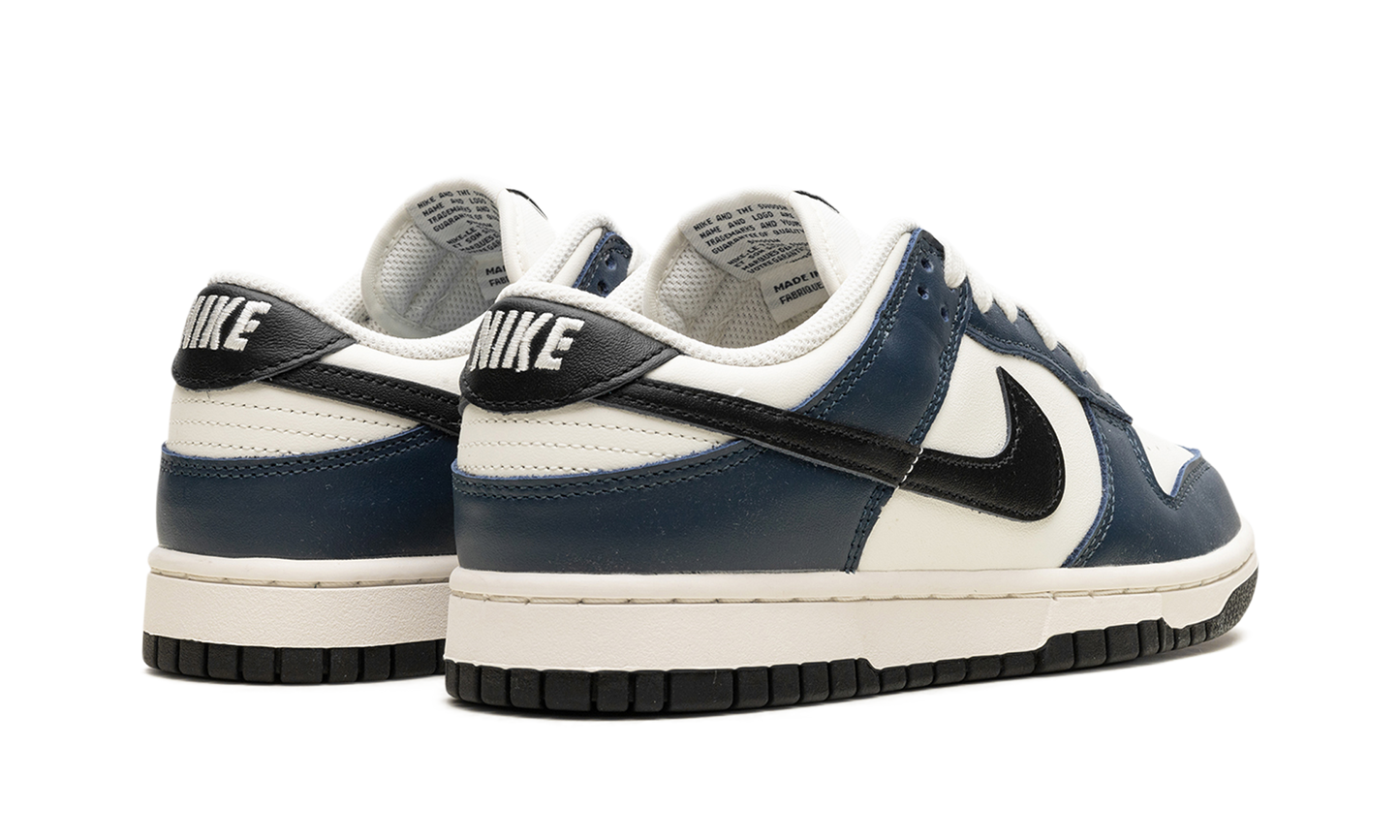 Dunk Low WMNS "Midnight Navy"