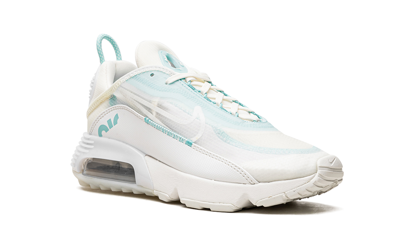 AIR MAX 2090 WMNS "Retro Futurism Pack"