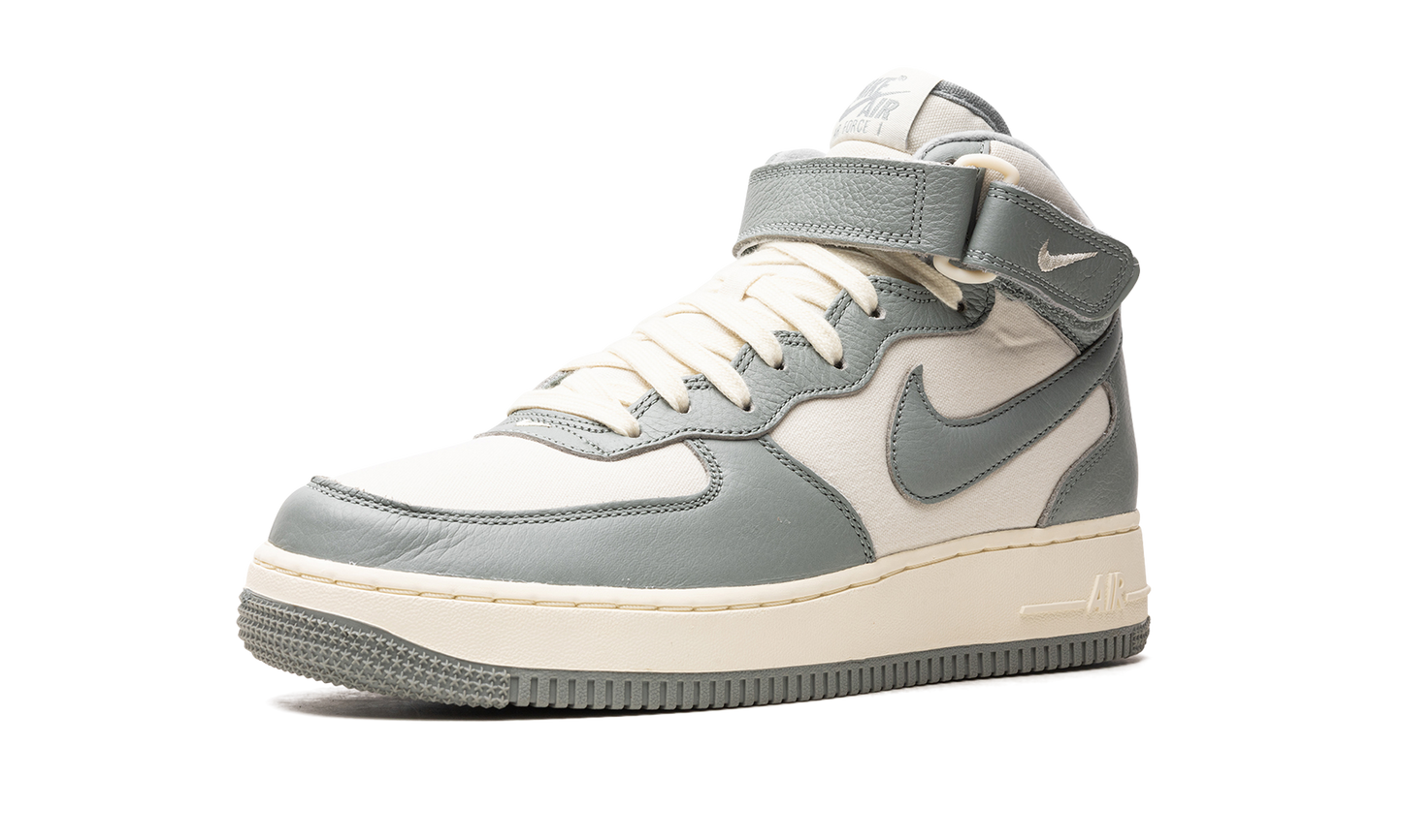 Air Force 1 Mid "Mica Green"