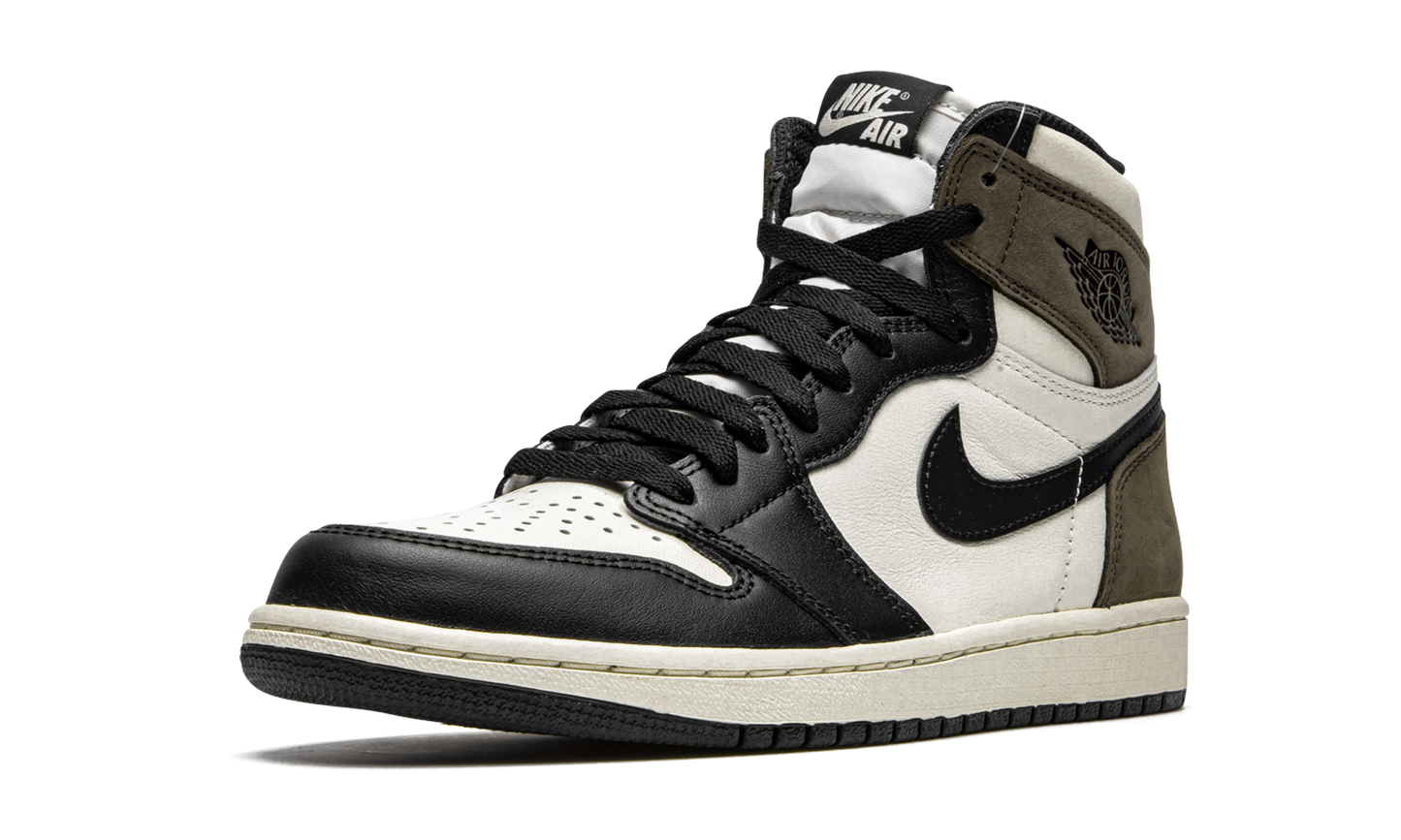 Air Jordan 1 Retro High OG "Dark Mocha"