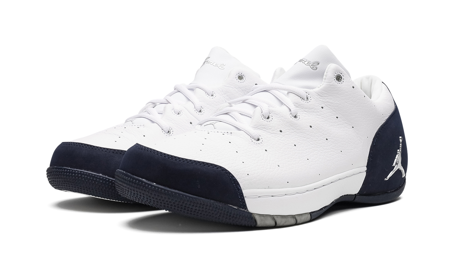 Jordan Carmelo 1.5 Low