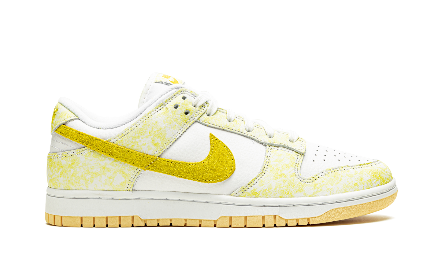 DUNK LOW WMNS "Yellow Strike"