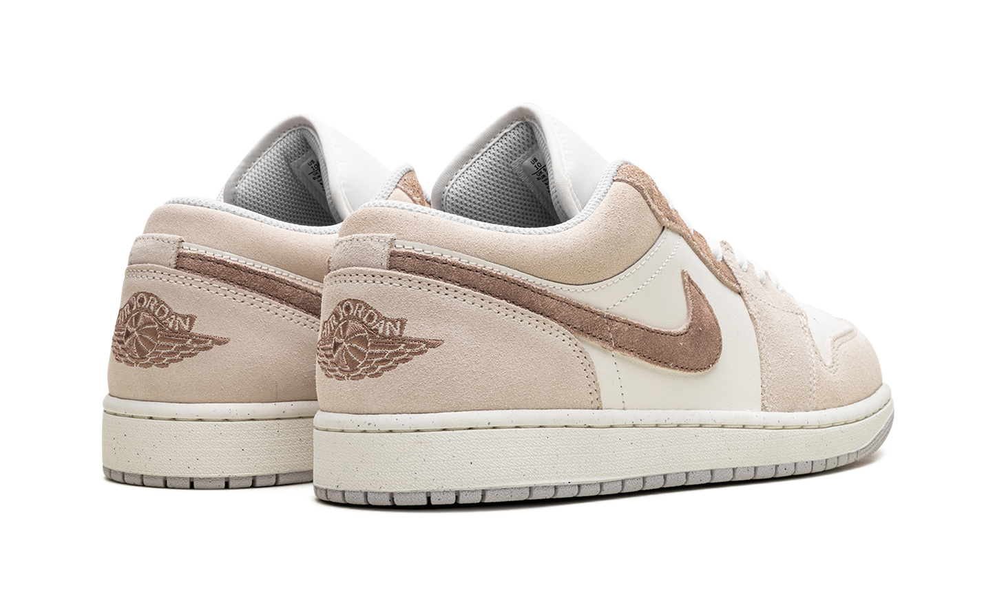 Air Jordan 1 Low "Light Brown"