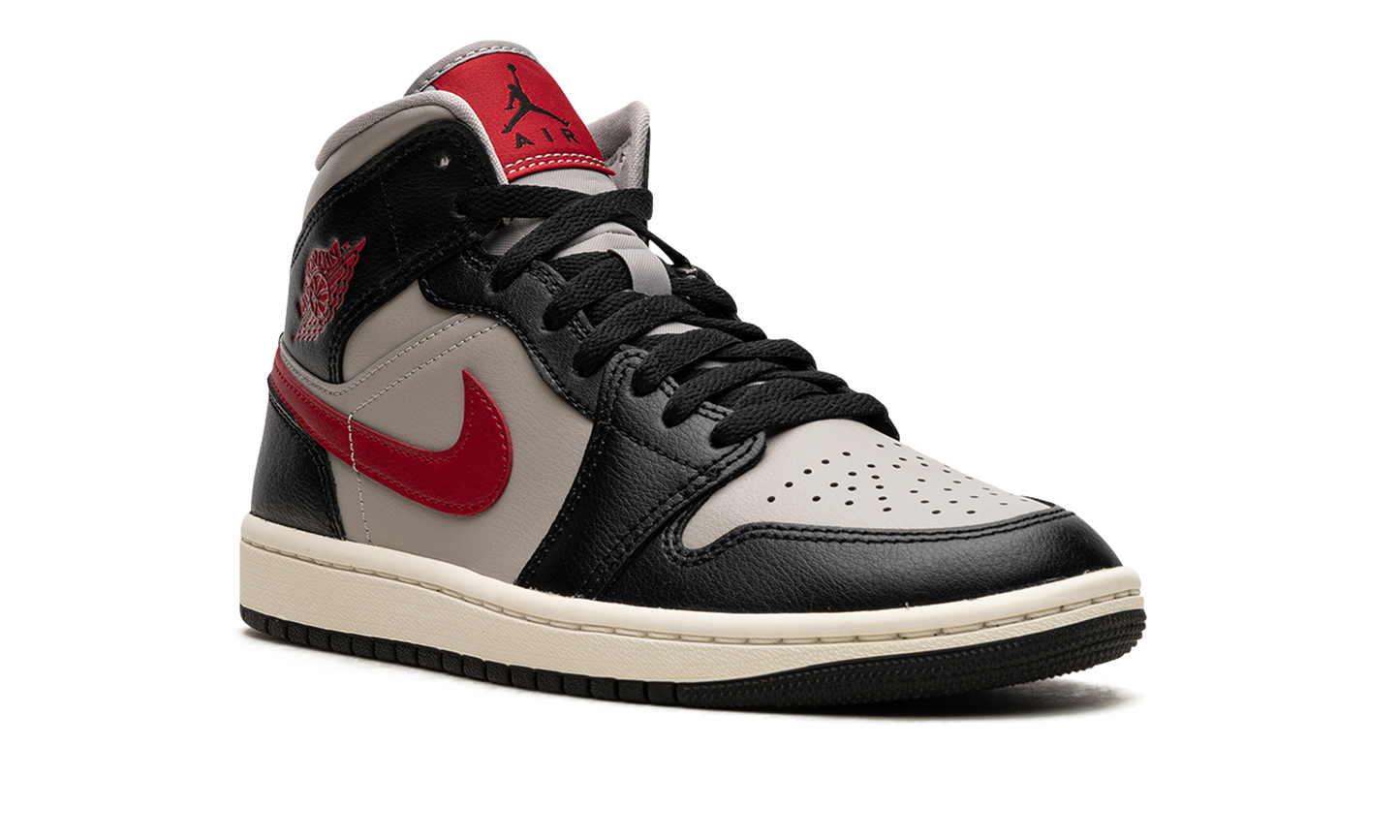 AIR JORDAN 1 MID WMNS "Black / Gym Red / College Grey"