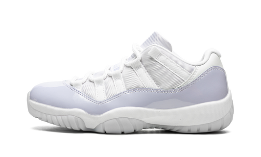 AIR JORDAN 11 LOW WMNS "Pure Violet"