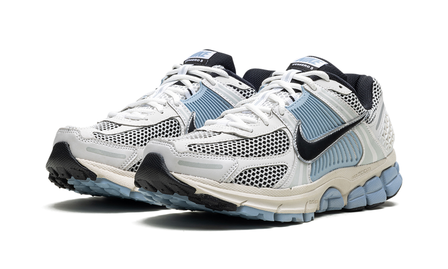 Air Zoom Vomero 5 WMNS "LIGHT ARMORY BLUE"