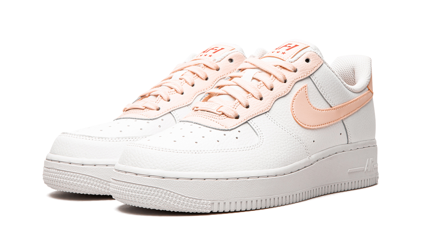 AIR FORCE 1 '07 MNS WMNS "Pale Coral"
