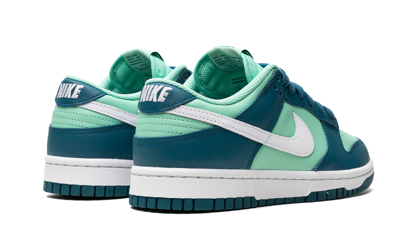 DUNK LOW WMNS "Geode Teal"