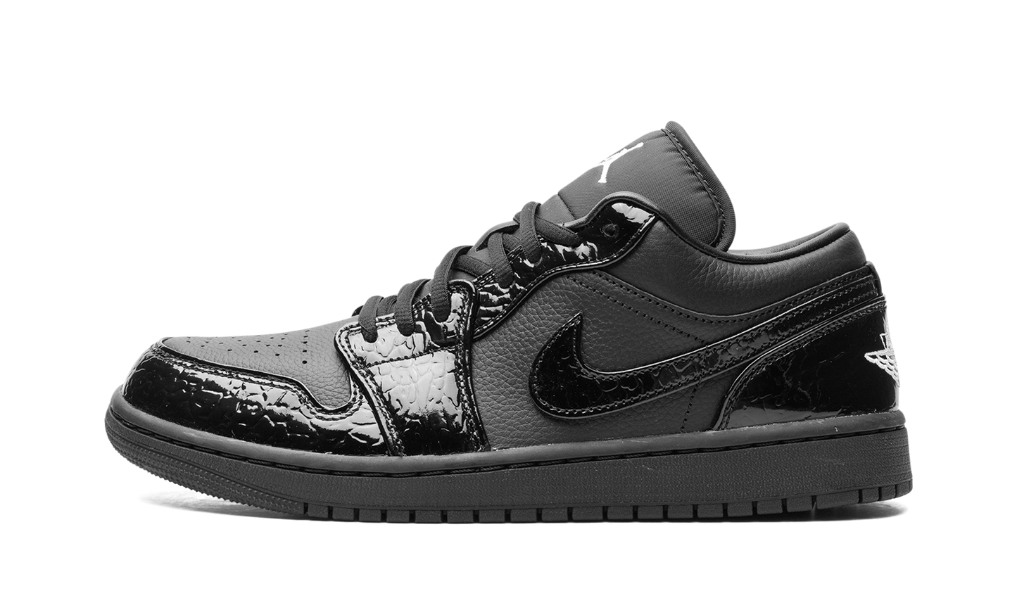 Air Jordan 1 WMNS "Black Croc"