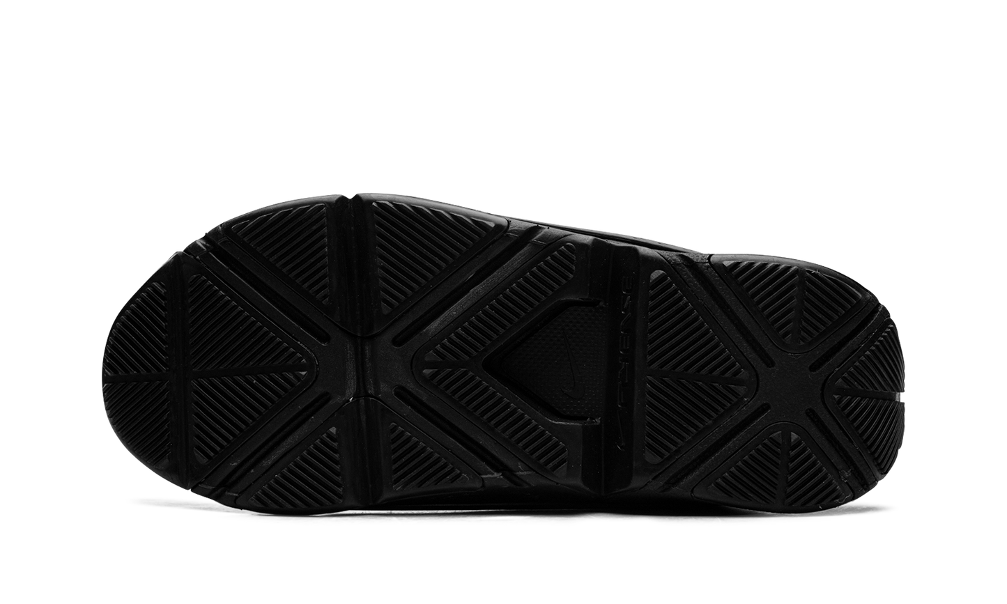 GO FlyEase WMNS "Triple Black"