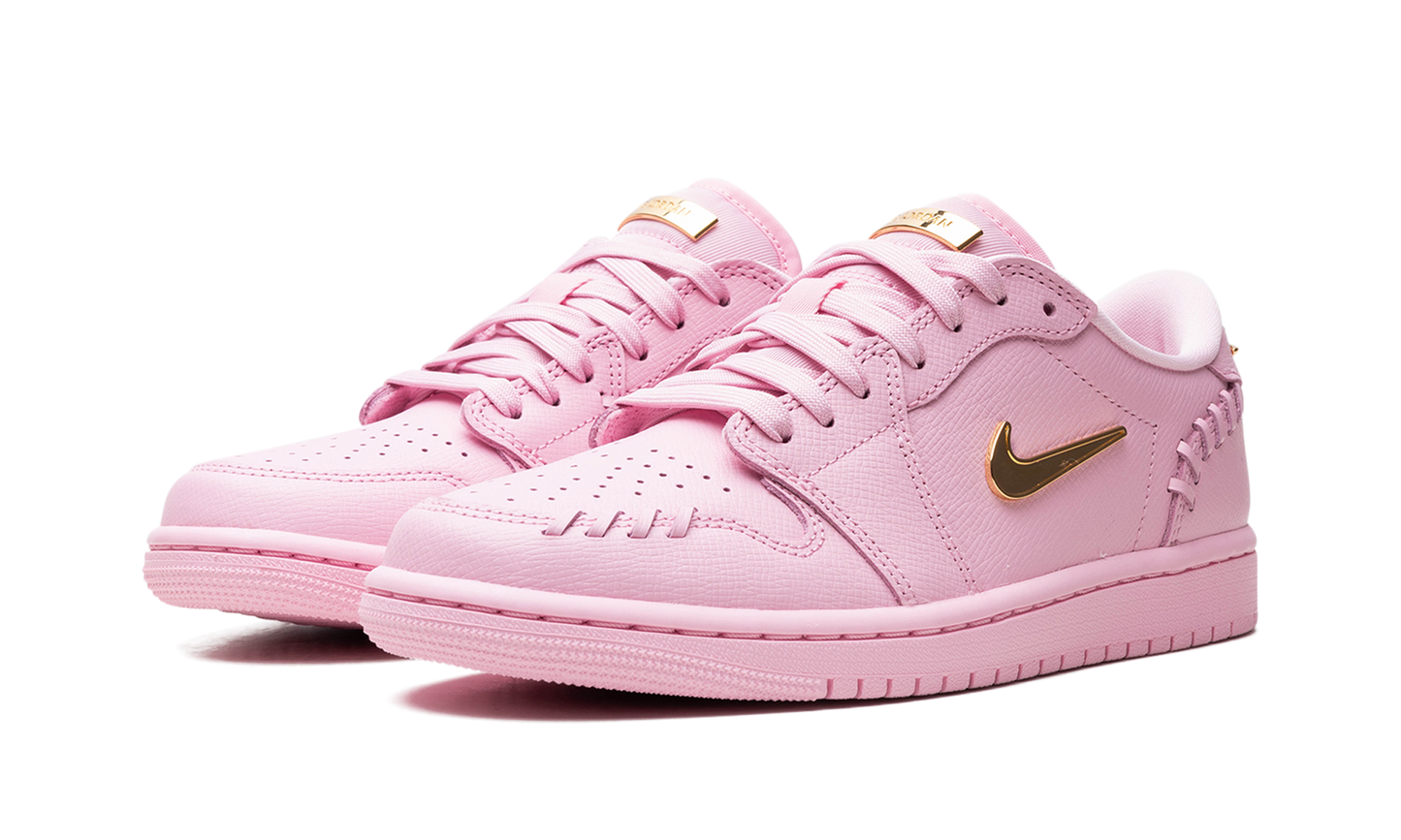 AIR JORDAN 1 LOW WMNS "Method of Make Perfect Pink"
