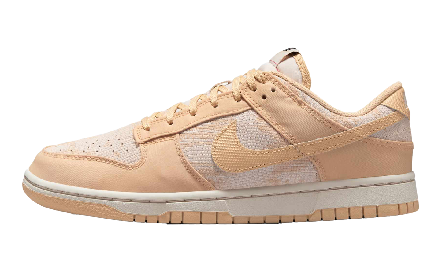 Dunk Low WMNS "Light Orewood Brown"
