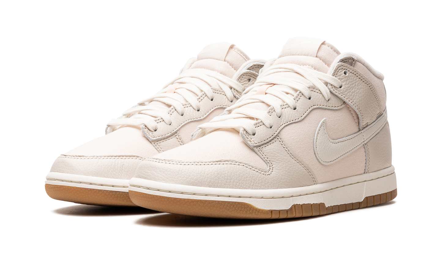 Dunk Mid "Light Orewood Brown"