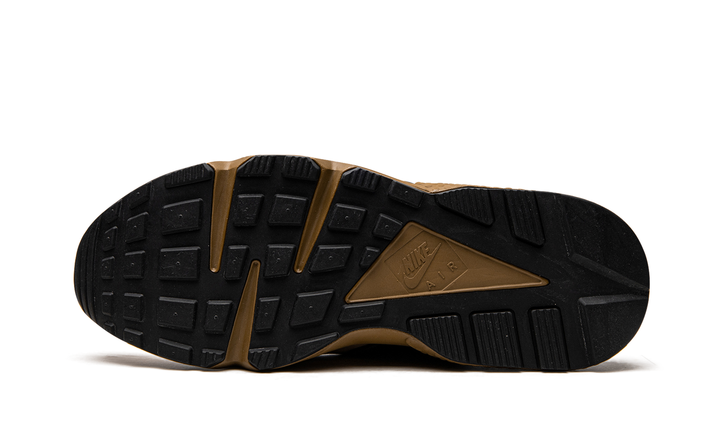 Air Huarache LE "Praline 2021"