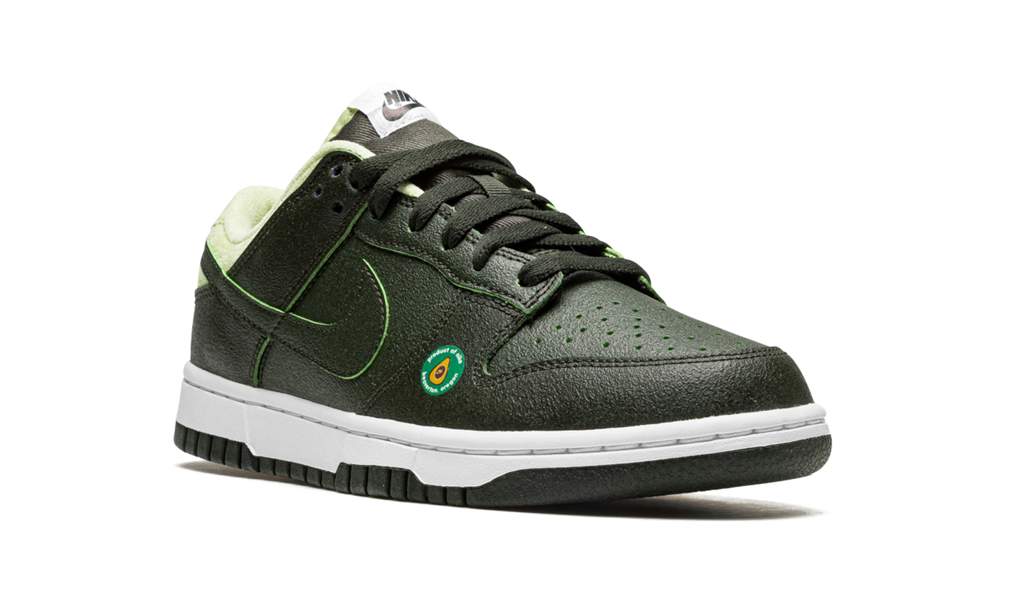 DUNK LOW WMNS "Avocado"