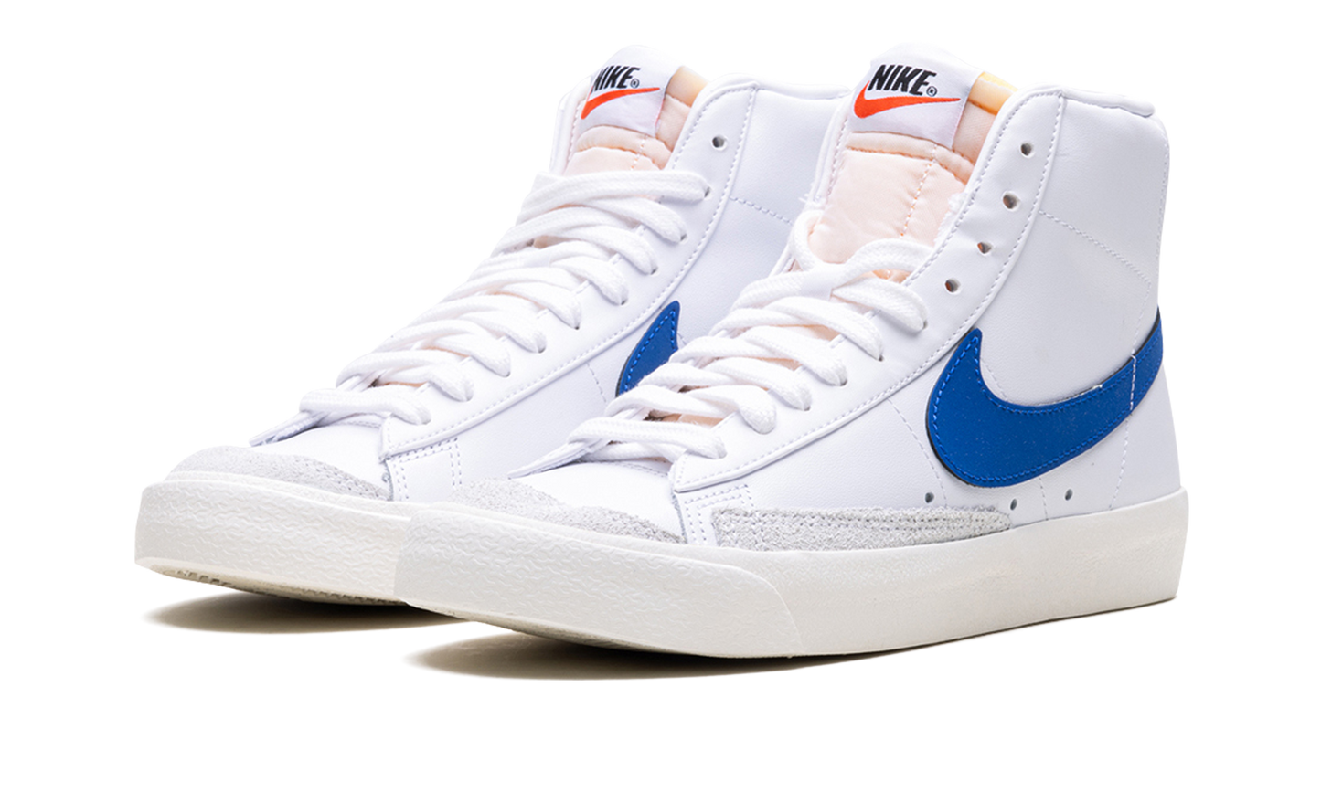Blazer Mid '77 WMNS "White Game Royal"