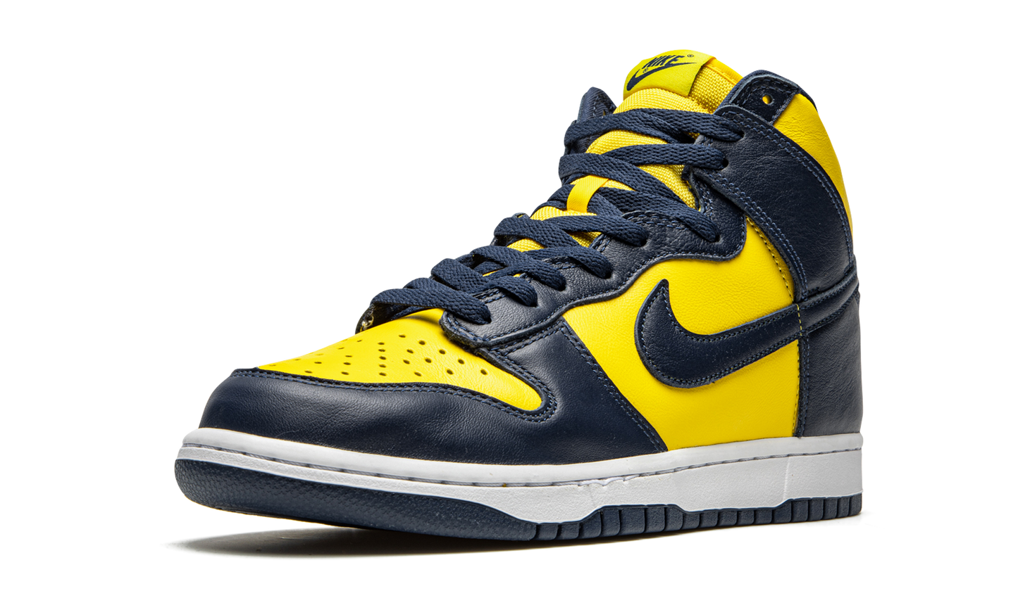 Dunk High SP "Michigan"