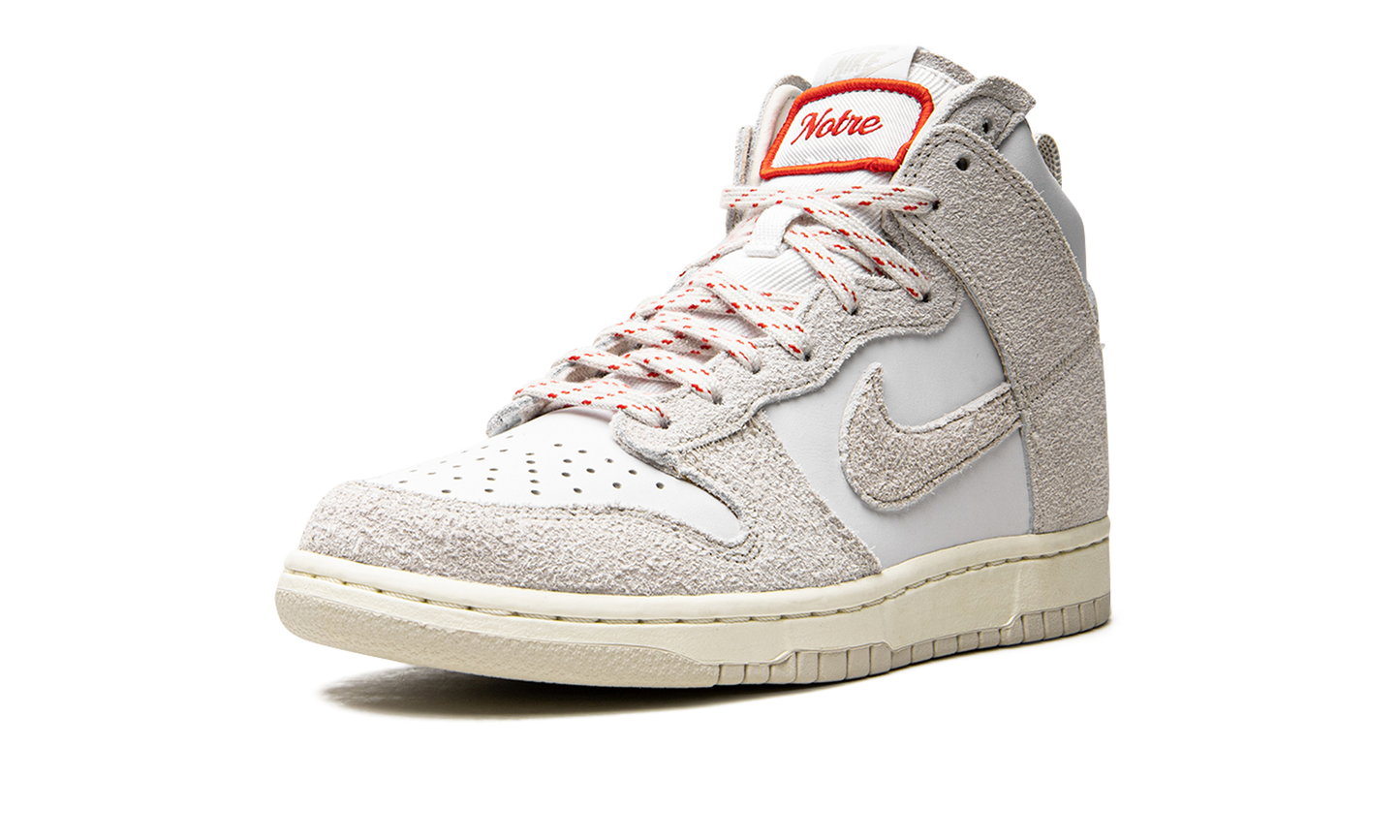 Dunk High SP "Notre - Light Orewood Brown"