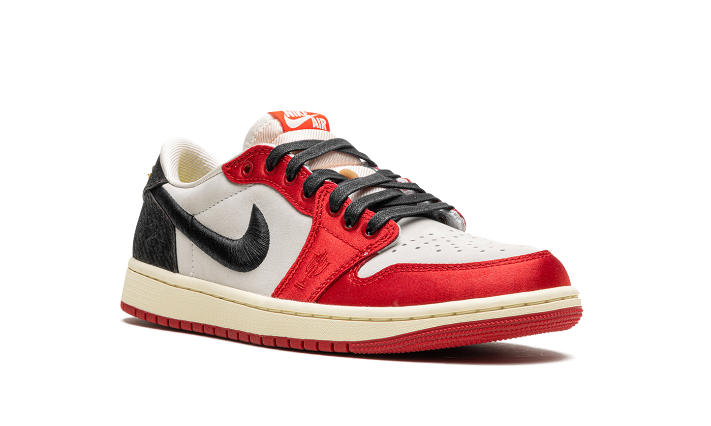 Air Jordan 1 "Trophy Room - Away"