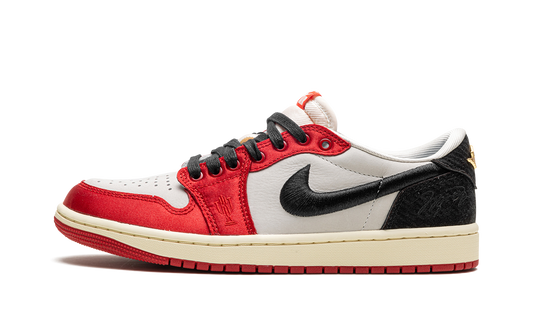 Air Jordan 1 "Trophy Room - Away"